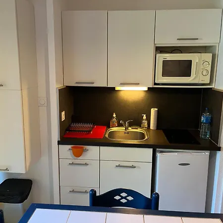 686 4 Personnes - Port Venus Piscine Villa